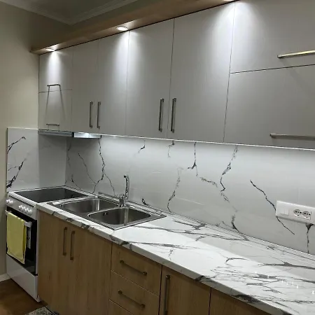 Ledio's Luxury Apartment