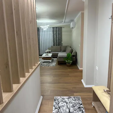 Ledio's Luxury Apartman *